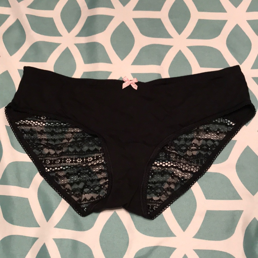 Victoria’s Secret hip hugger lace panty